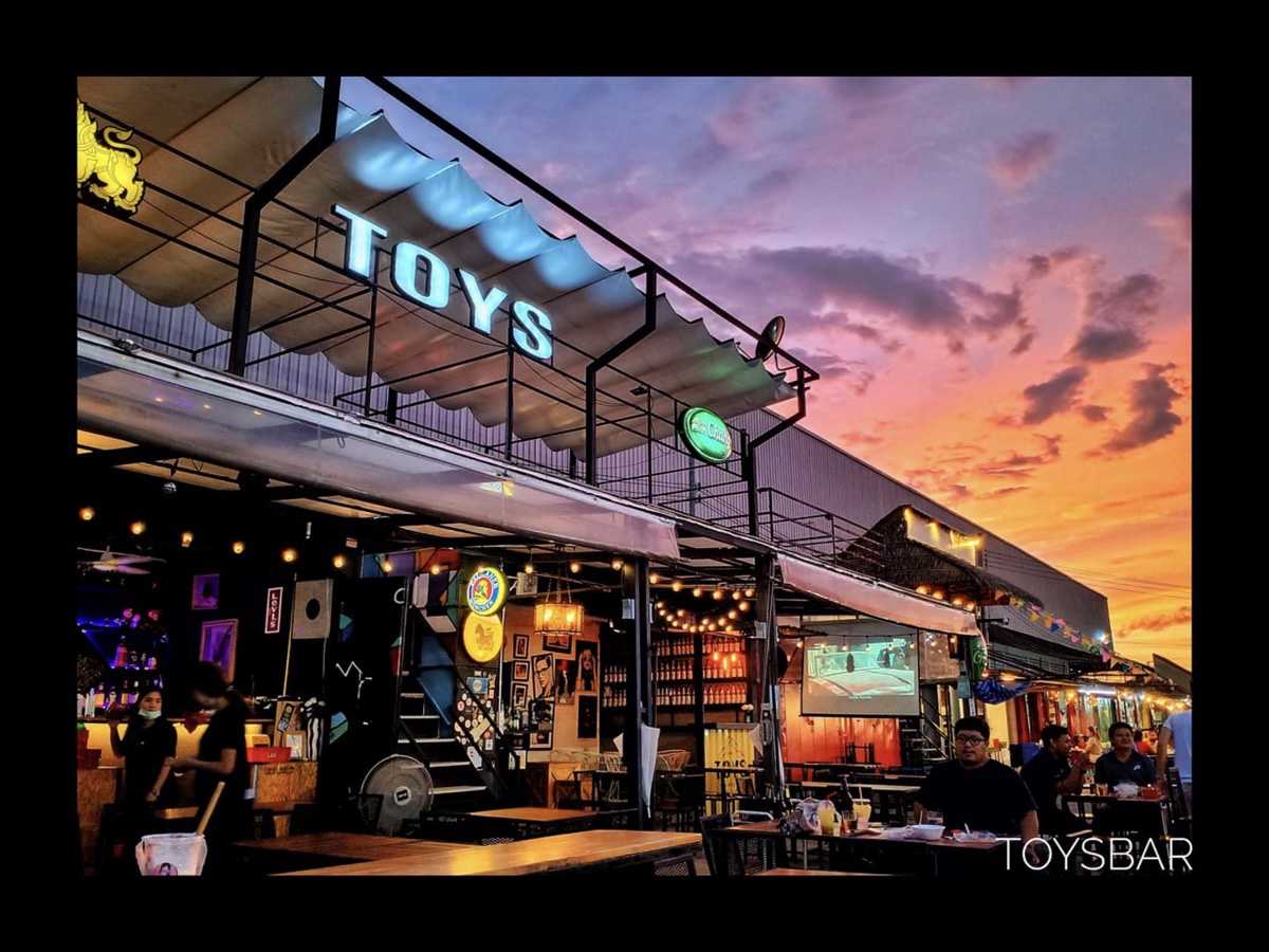 TOYS BAR : Bangkok