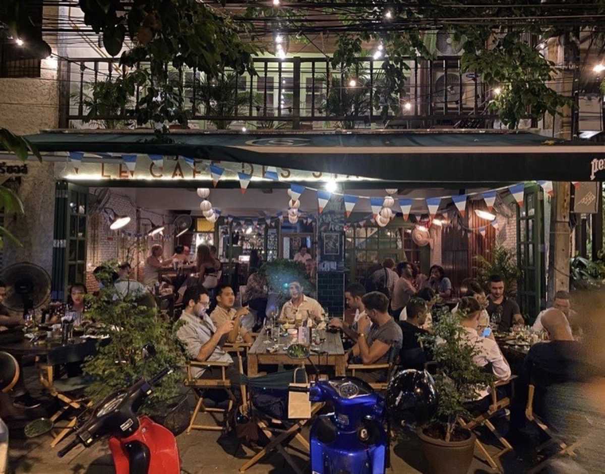 Le Café des Stagiaires - Bangkok : กรุงเทพมหานคร