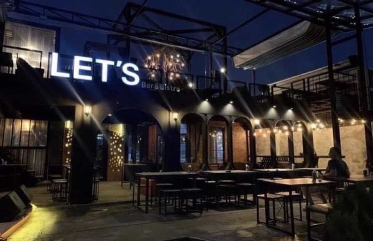 Let's Bar & Bistro : สมุทรสาคร