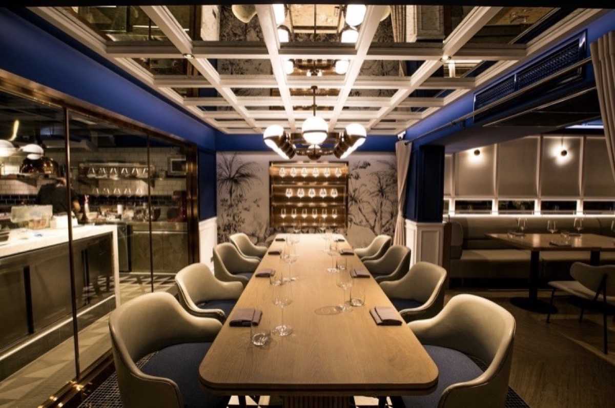 Restaurant Stage : Bangkok