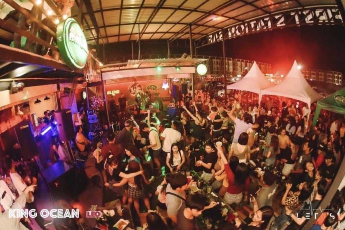 KING OCEAN BAR : Phra Nakhon Si Ayutthaya