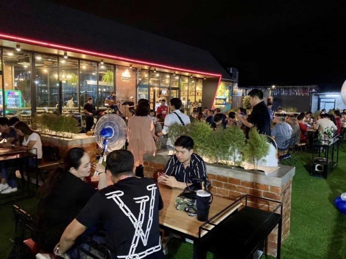 Krazy Drift & Café หทัยราษฎร์ : กรุงเทพมหานคร
