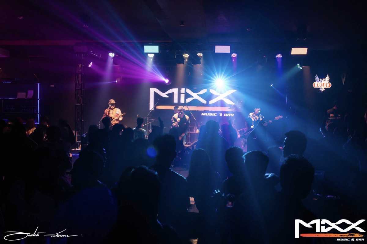 MIXX Music&Bar : Chon Buri