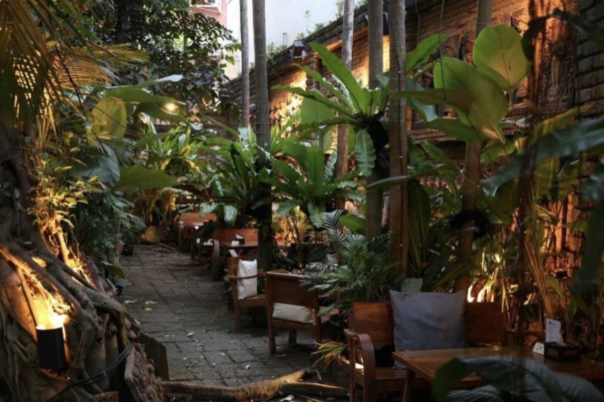 The FACES Gallery & Gastro Bar : Chiang Mai