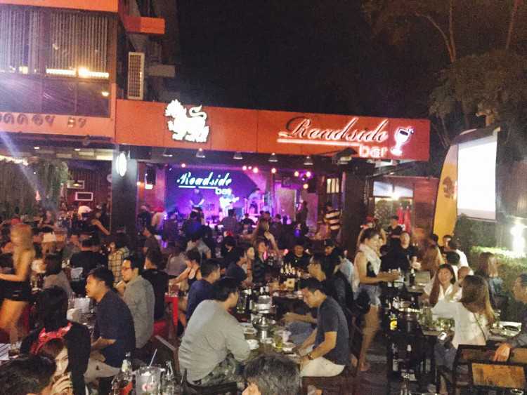 Road Side Bar Chiang Mai : Chiang Mai
