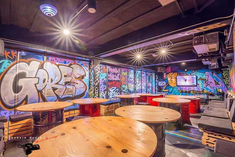 Yes R&B : Bangkok
