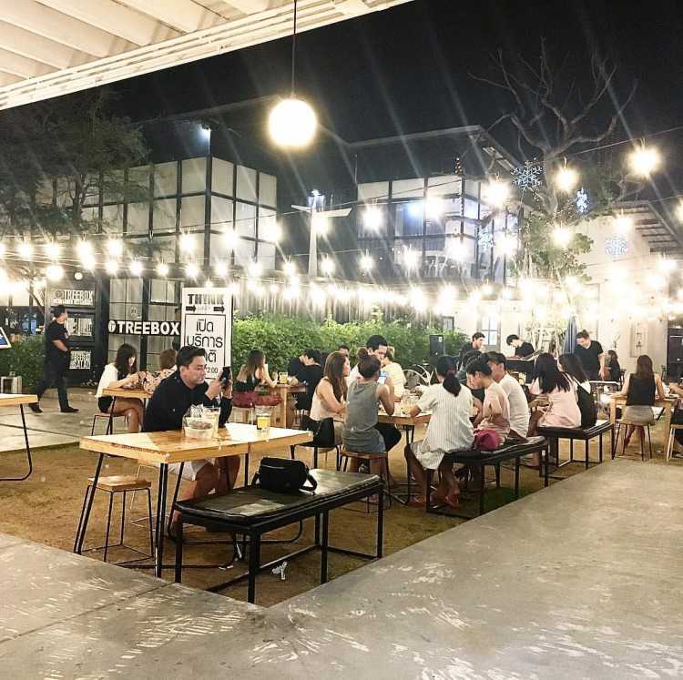 Treebox Restaurant : Bangkok