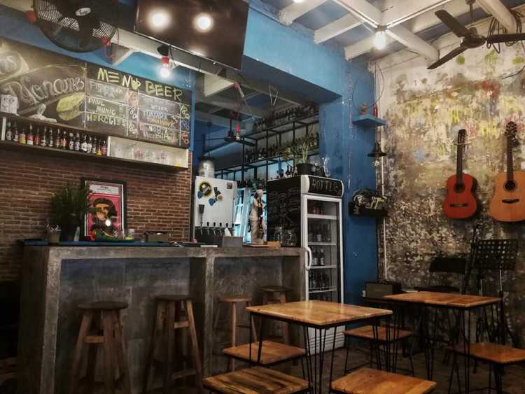 The Bar Has No Name : กรุงเทพมหานคร