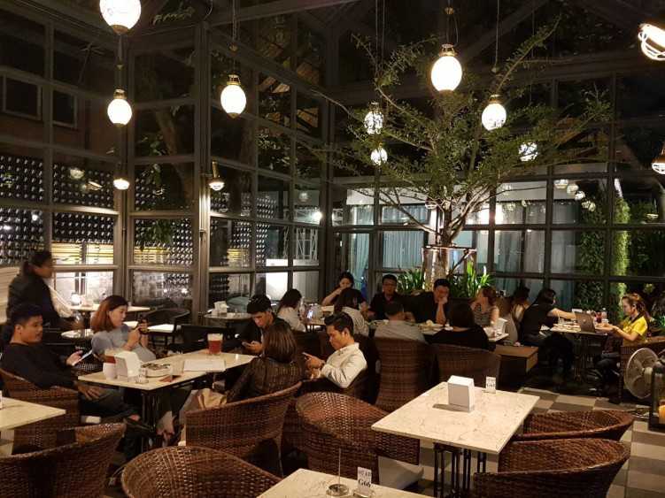 ฮีพ อนุสาวรีย์ : กรุงเทพมหานคร