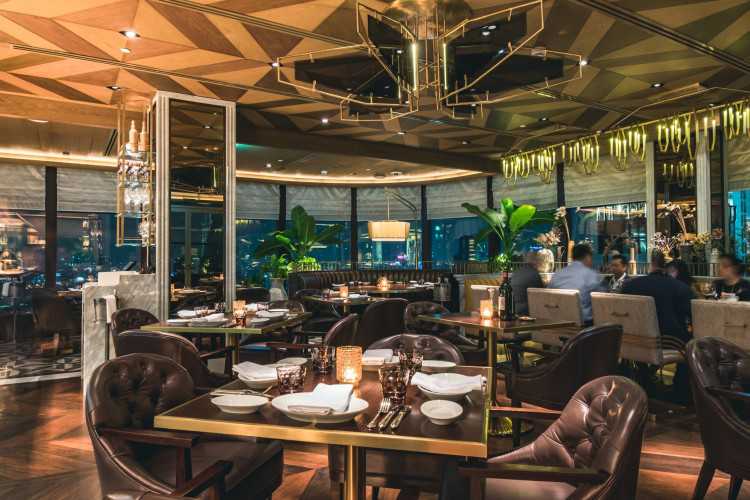 Penthouse Bar + Grill : Bangkok