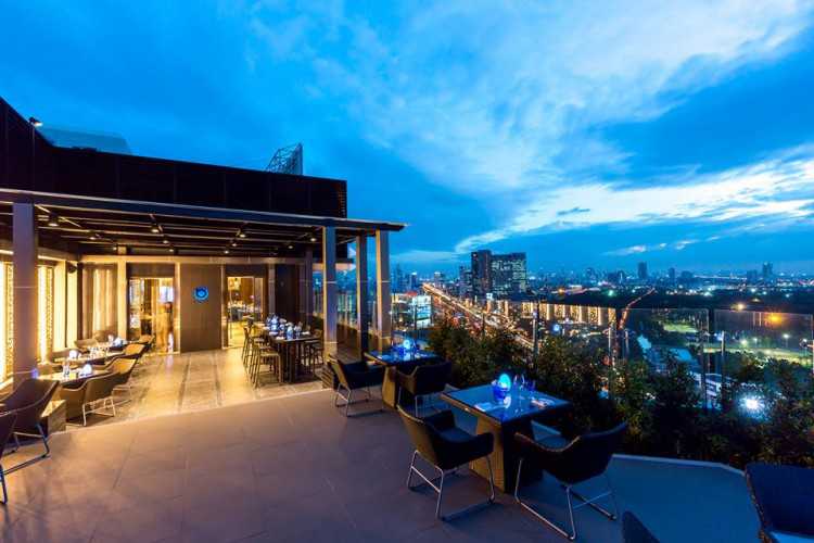 Blue Sky at Centara Grand at Central Plaza Ladprao Bangkok : กรุงเทพมหานคร