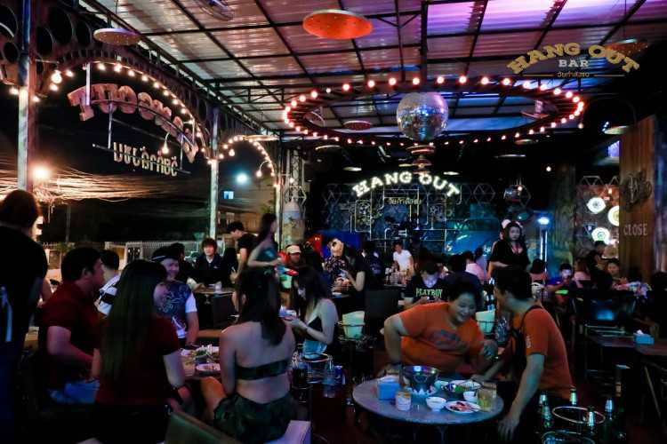 HANG OUT BAR : Ubon Ratchathani