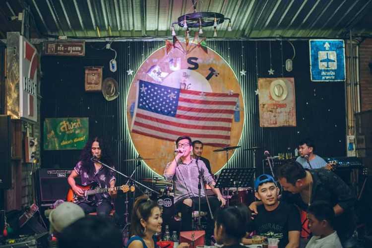 De Rust Bar : Chumphon