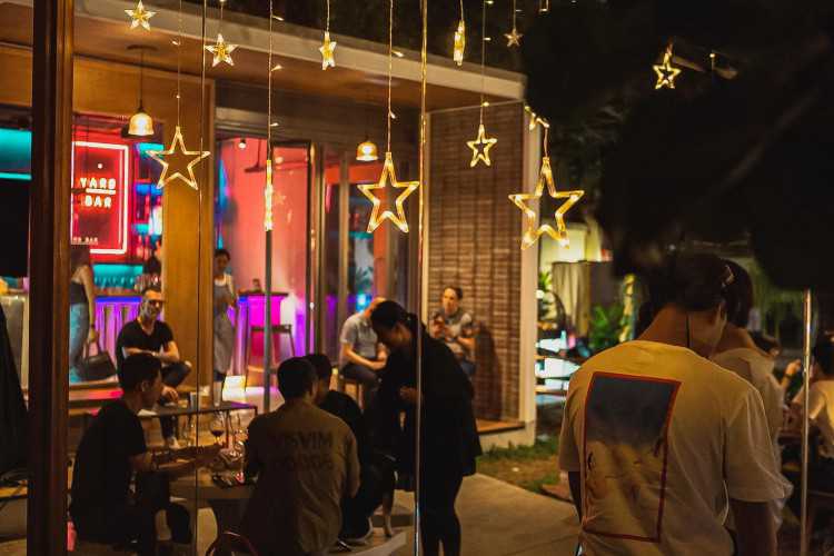 Yard Bar Bkk : Bangkok