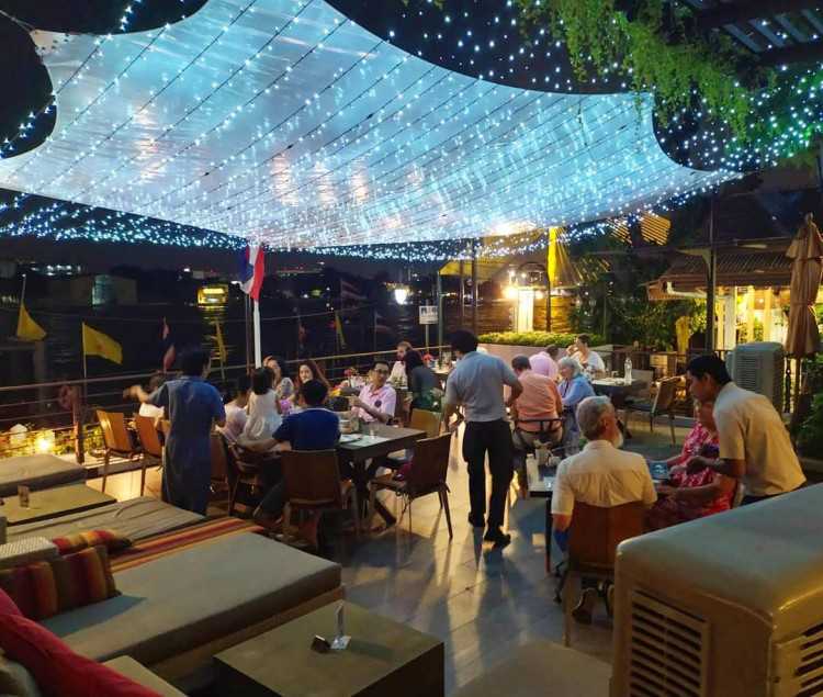 Babble & Rum at Riva Surya Bangkok : Bangkok