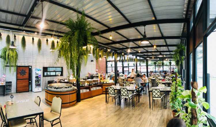 Seafresh Riverside Buffet : Bangkok