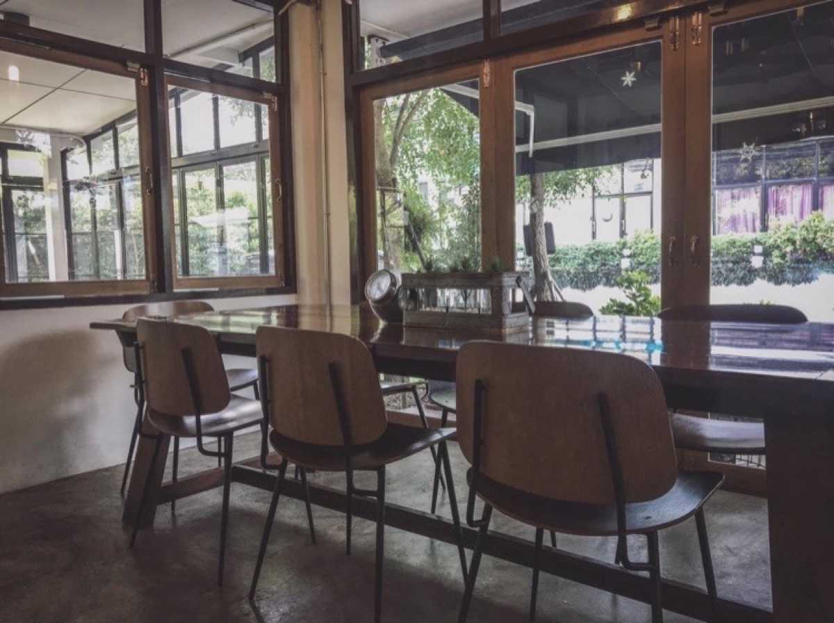 POET HOUSE CAFE : Bangkok