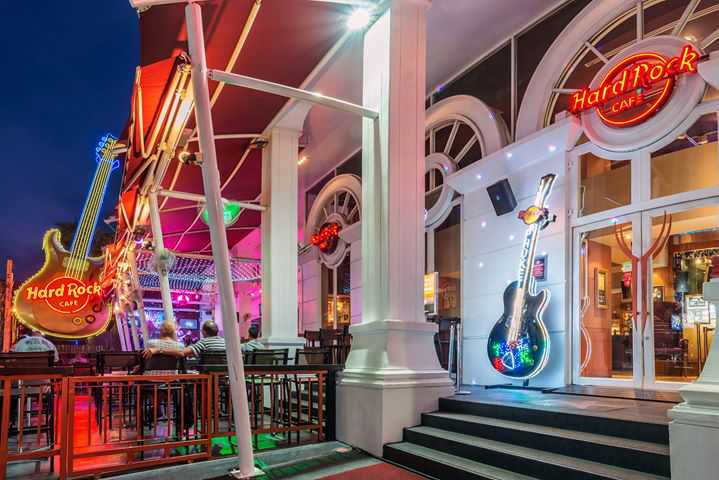 Hard Rock Cafe Phuket : Phuket