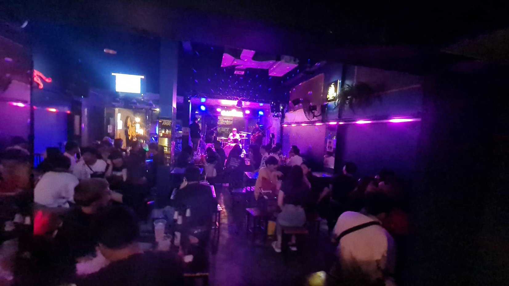 Gather40 bar&restaurant : กรุงเทพมหานคร