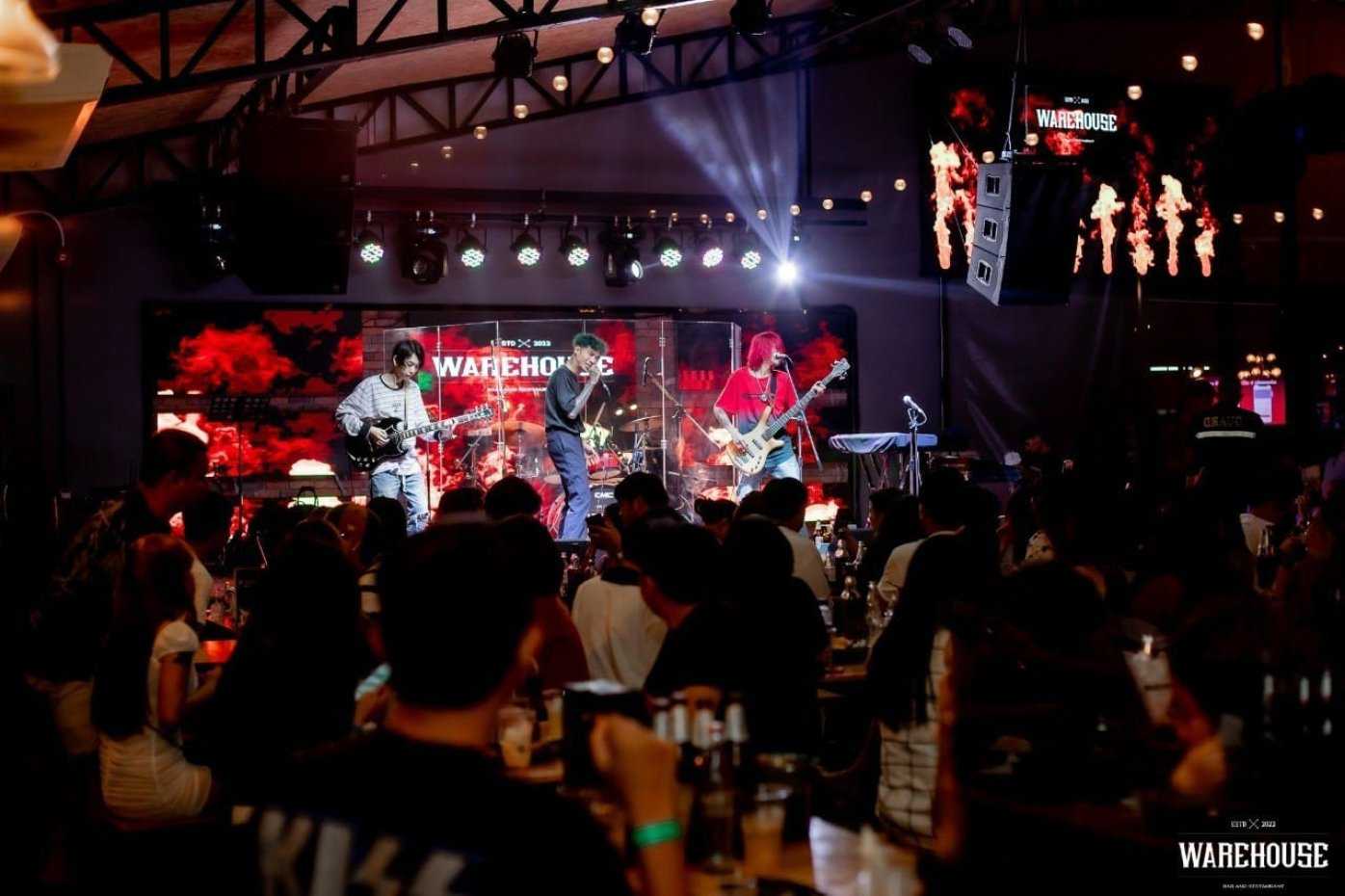 WAREHOUSE : กรุงเทพมหานคร