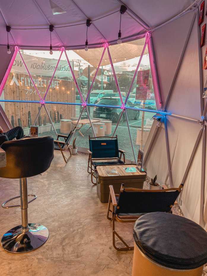 FLYSHEET CAFE' : กรุงเทพมหานคร
