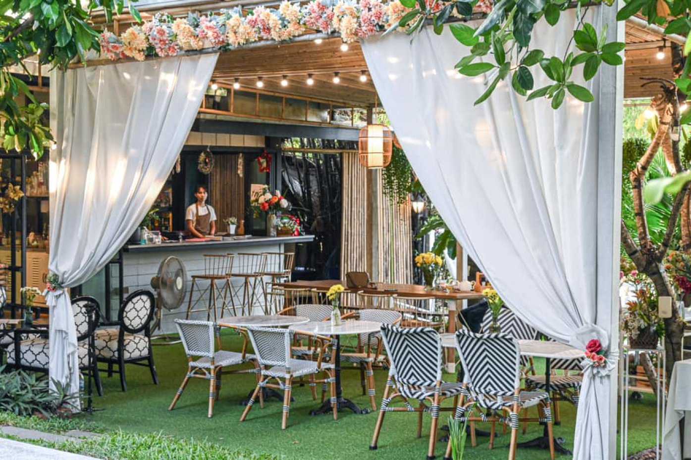 Triple 9 Cafe & Restaurant : Bangkok