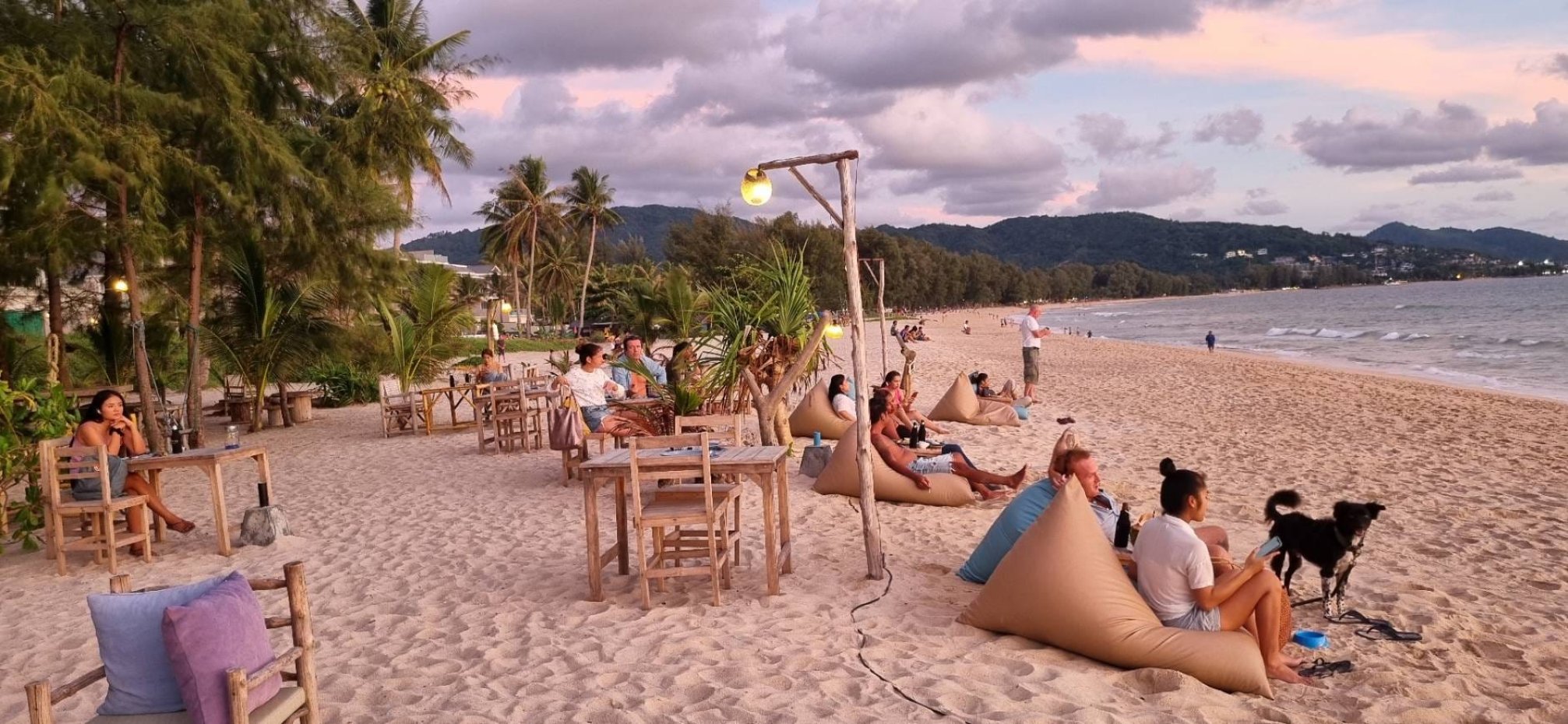 Club 22 Beach Bar : ภูเก็ต