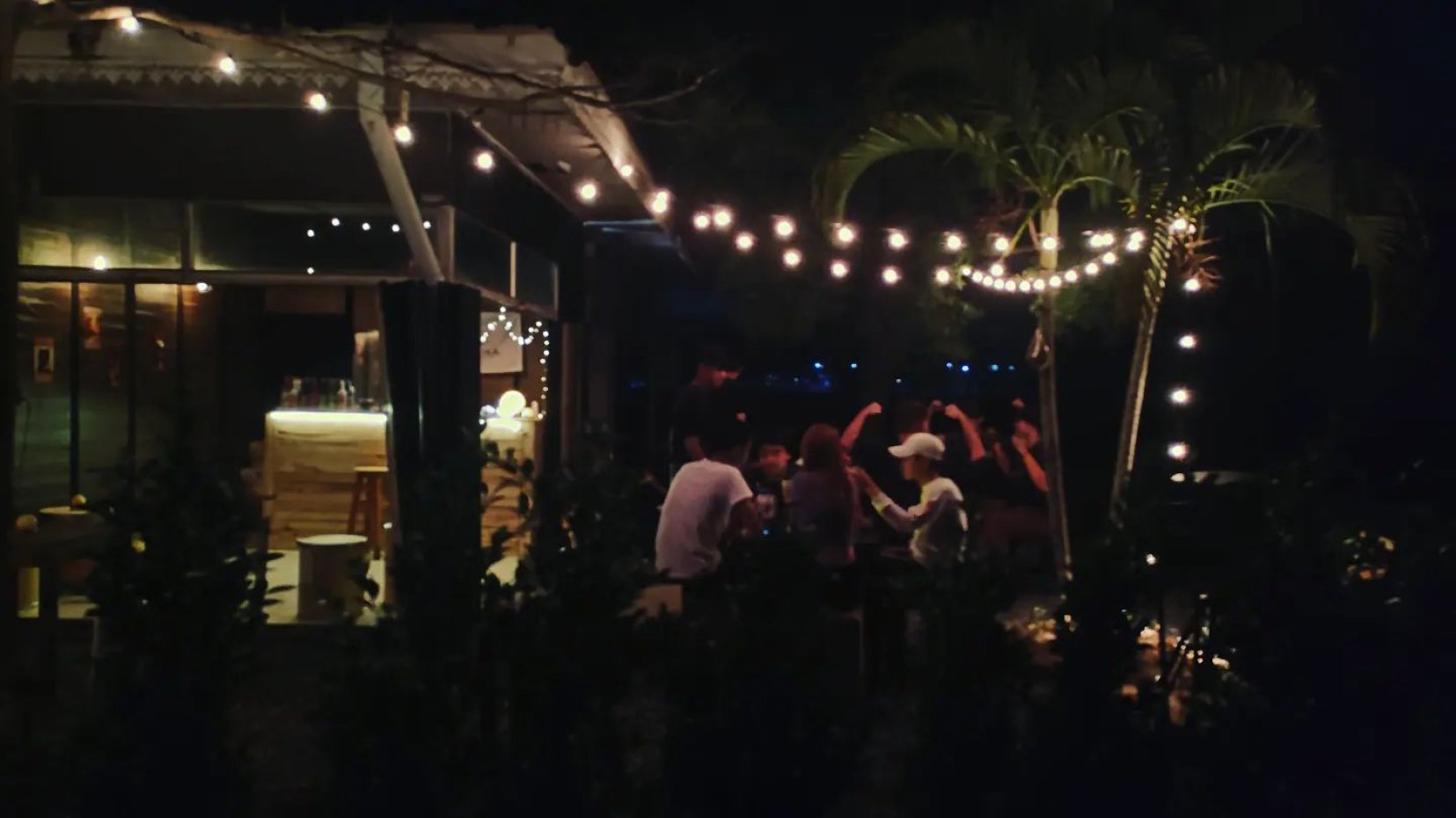 MAHINA BAR : กรุงเทพมหานคร