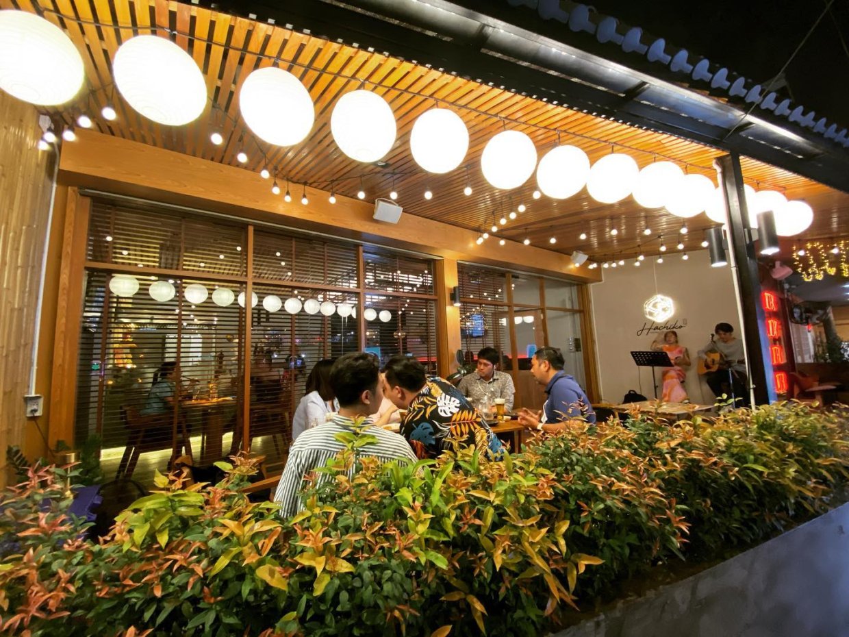 Hachiko Bistro x Izakaya : กรุงเทพมหานคร