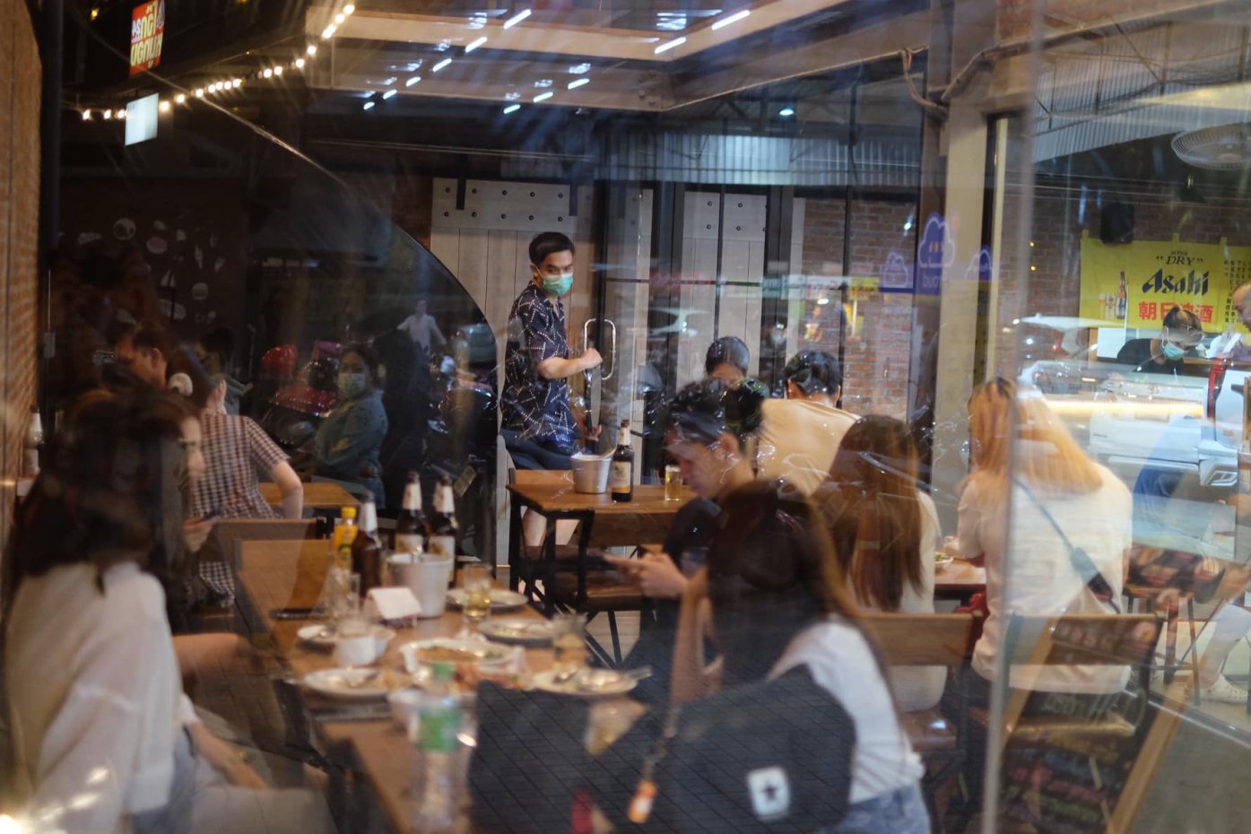 One Hundred Food&Bar : กรุงเทพมหานคร