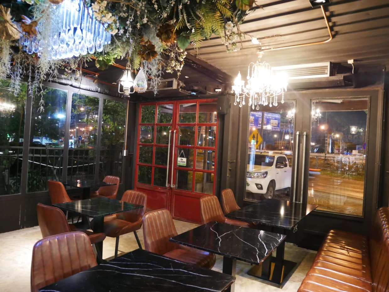 Copper bulls cafe&restaurant : Bangkok
