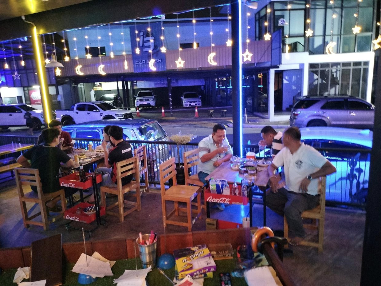 Paradise X Chachu bar and restaurant : Nakhon Si Thammarat