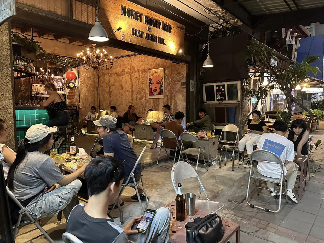 MoneyMoney Bar : Chiang Mai