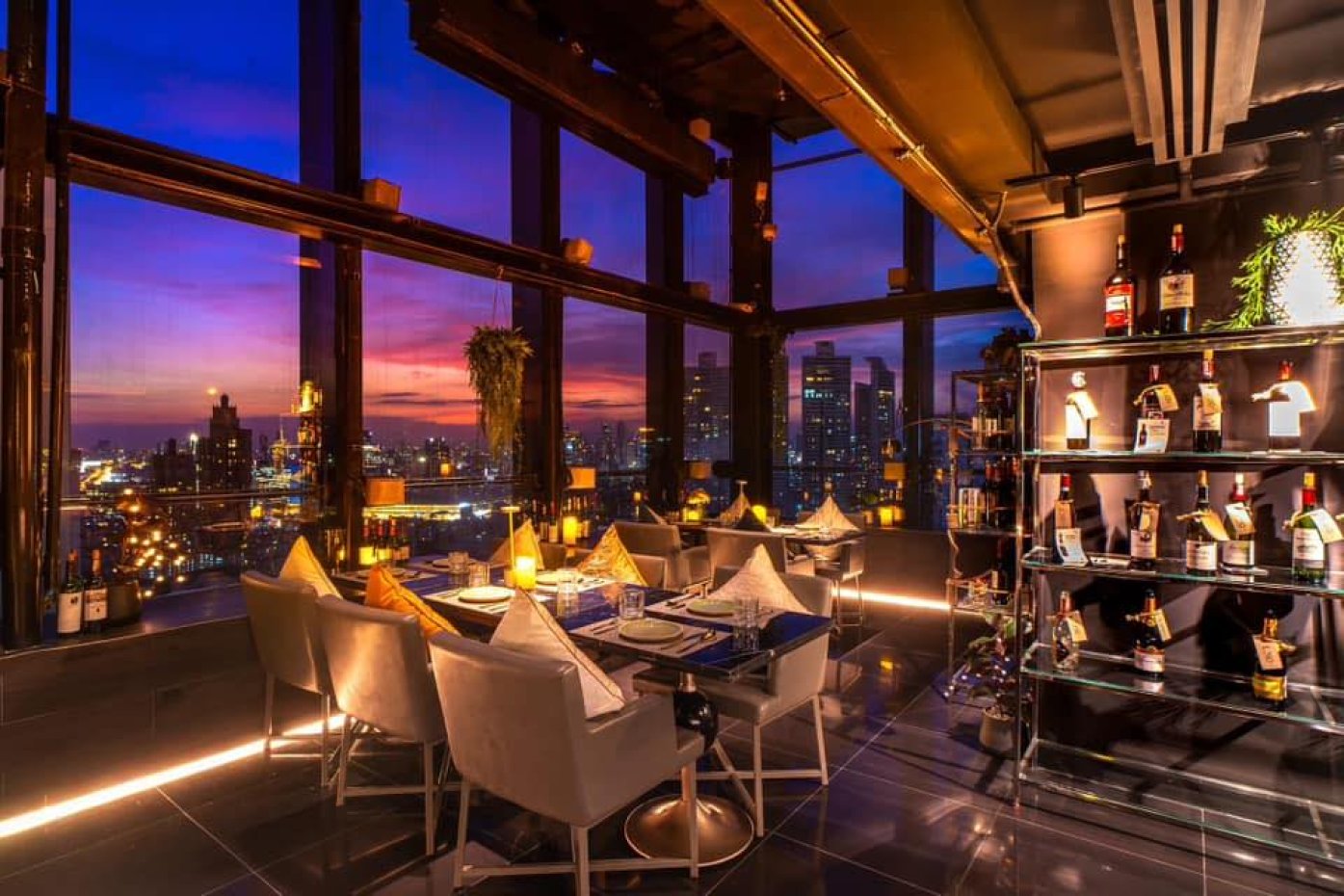 SkyWine Bar : Bangkok