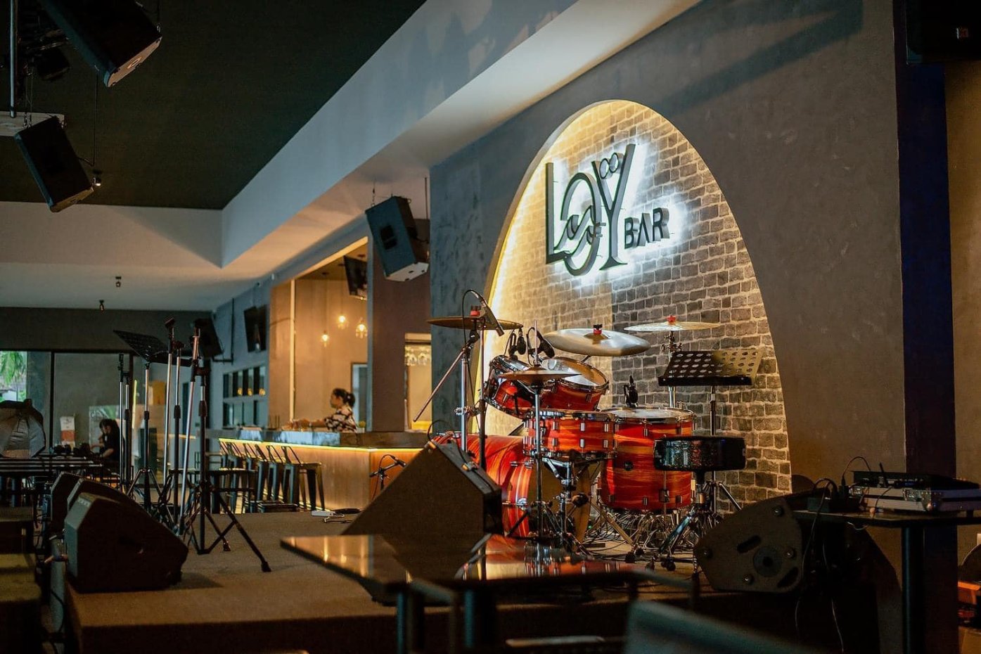 LOY BAR : ชลบุรี