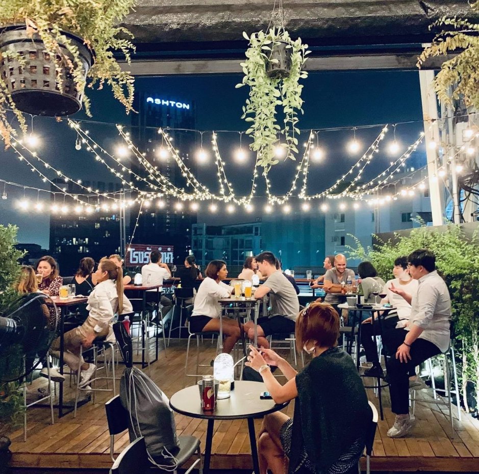 Tt Rooftop Bar x Cafe : กรุงเทพมหานคร