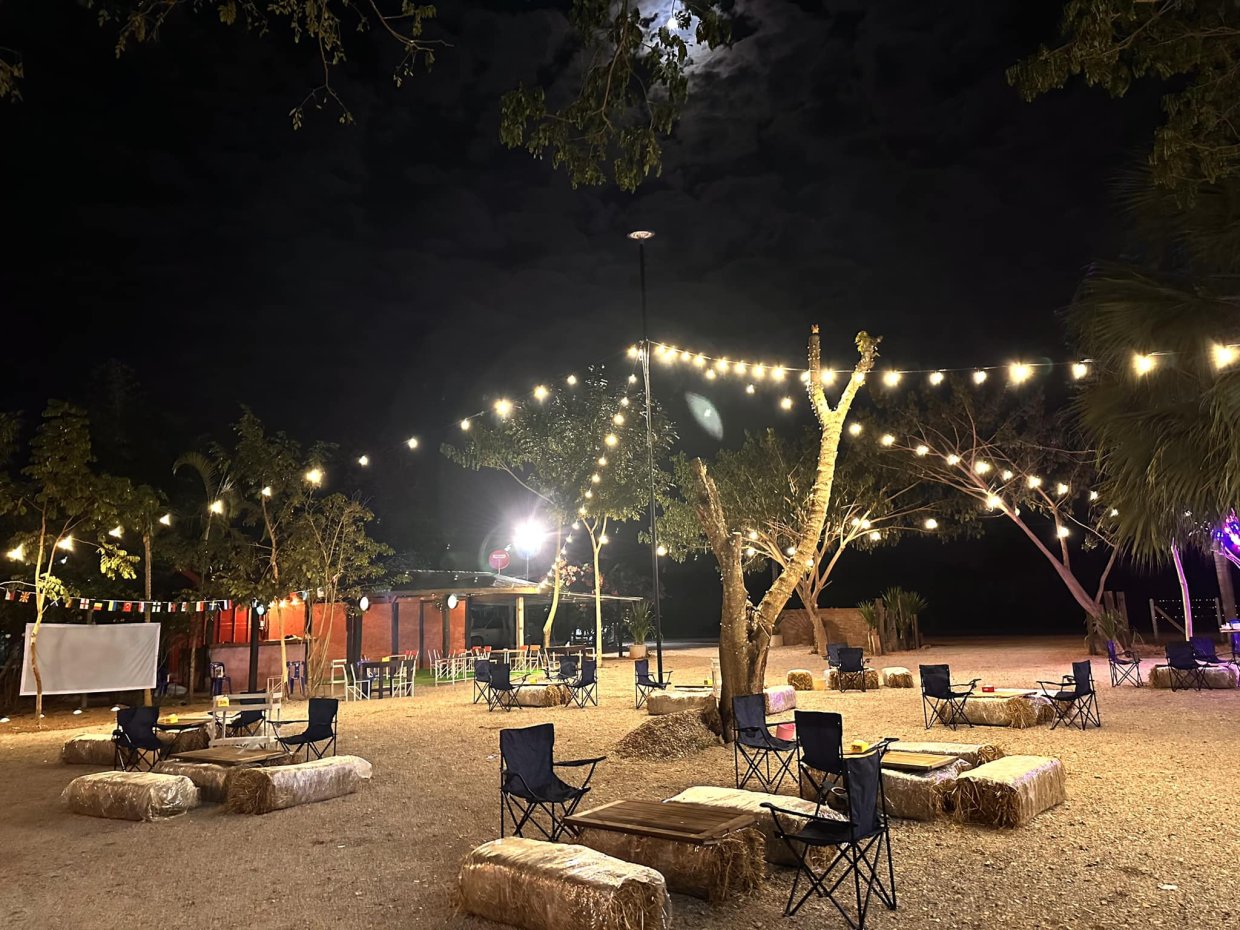 Log-in camping & bar : อุดรธานี