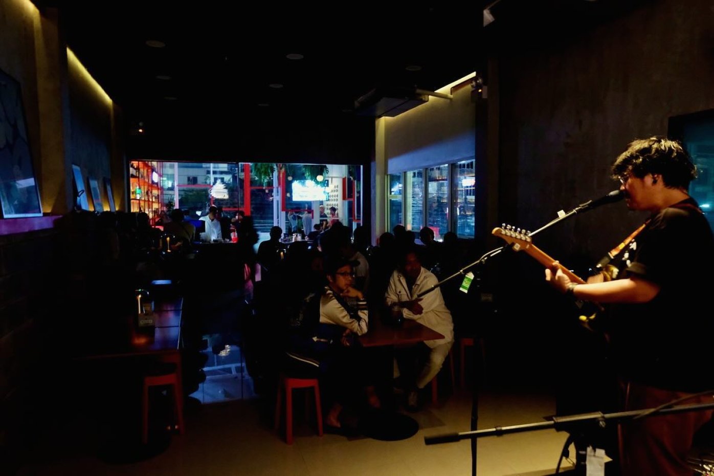 Intro Town in Town  (Intro) : กรุงเทพมหานคร