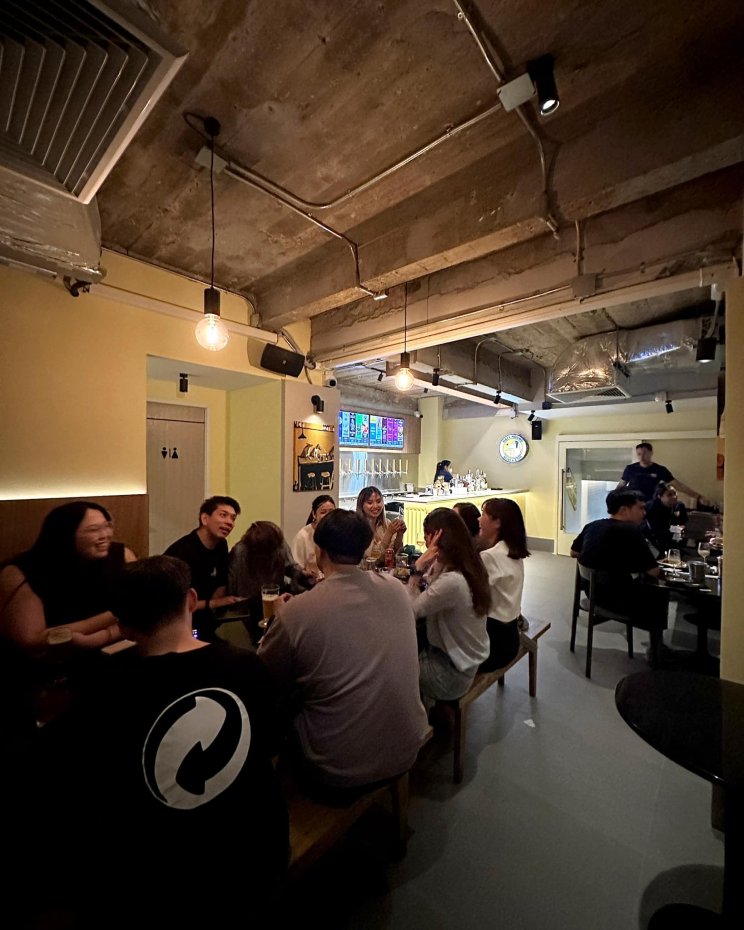 Hazy Hound : Brews & Bites : กรุงเทพมหานคร
