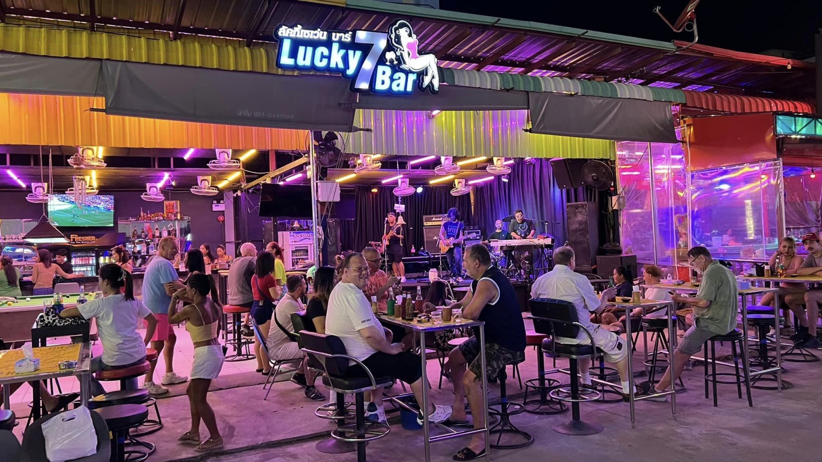 Lucky 7 Bar - Treetown : Chon Buri