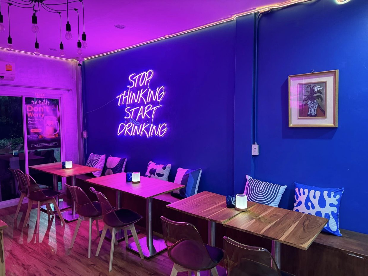 Azura Bar and Grill : Bangkok