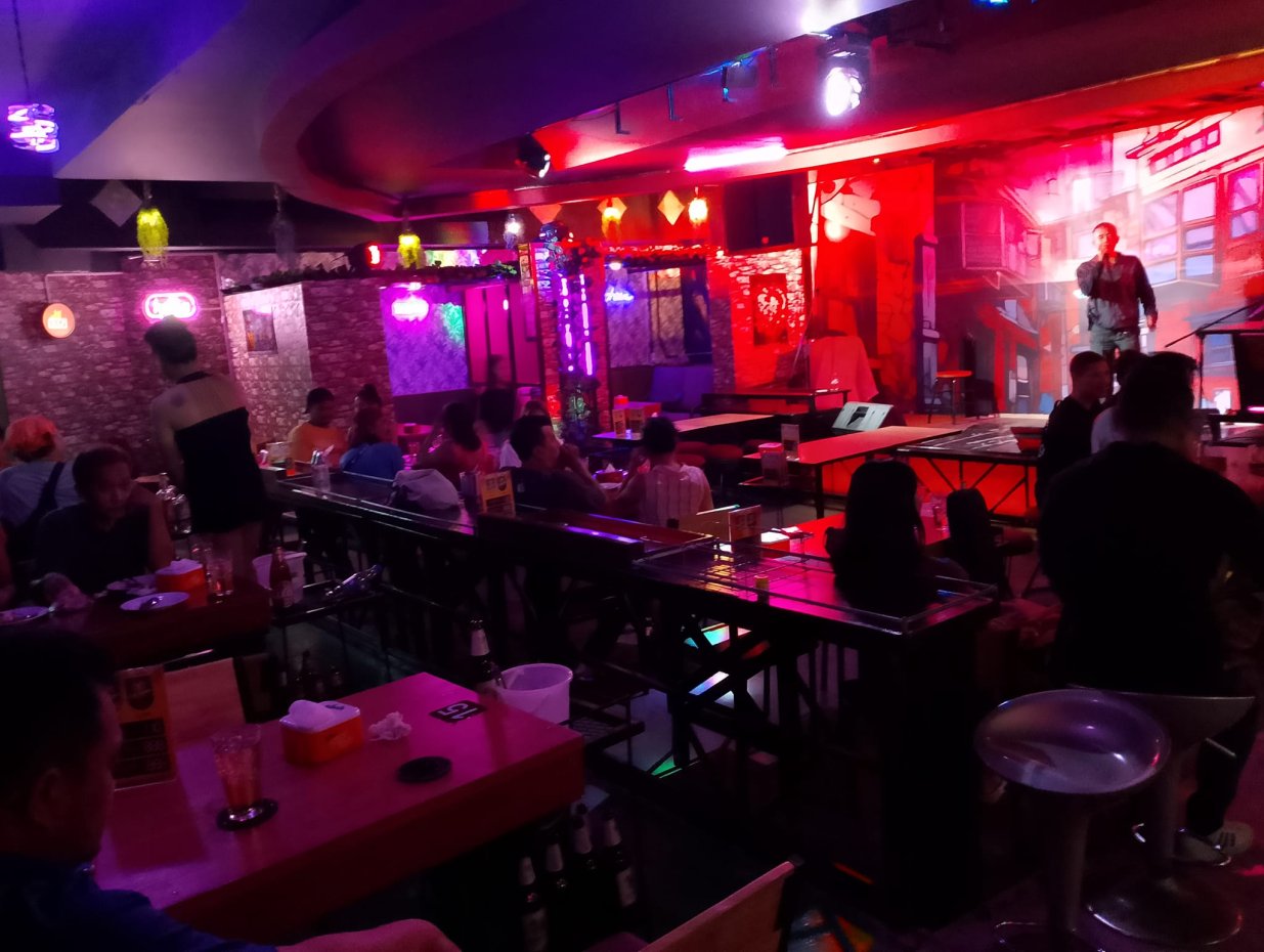 ร่มเกล้า Easy Club : Bangkok