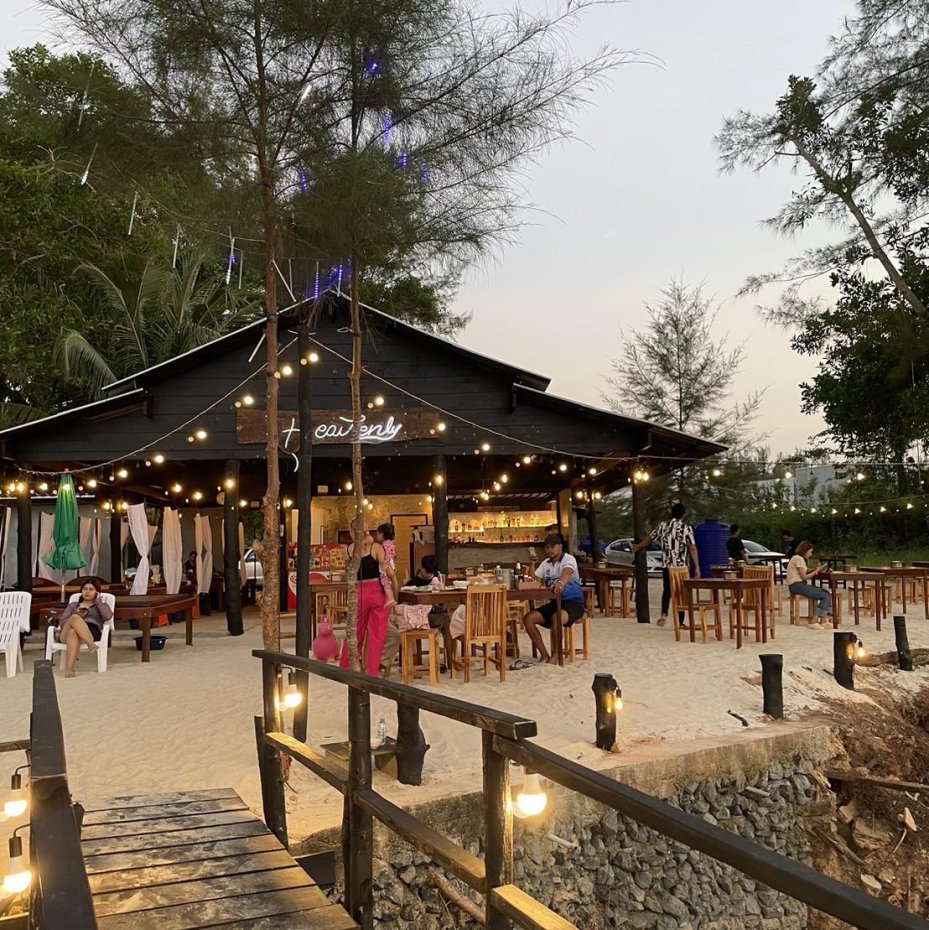 The Heavenly restaurant& Massage : พังงา