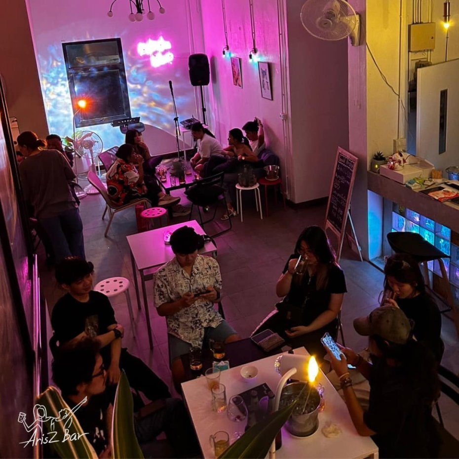 ArisZ Bar : กรุงเทพมหานคร