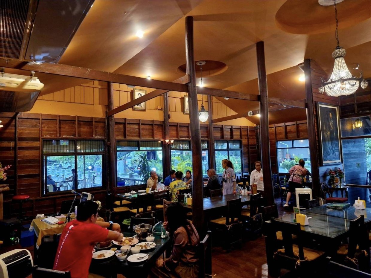 PloenTalay Chonburi : Chon Buri