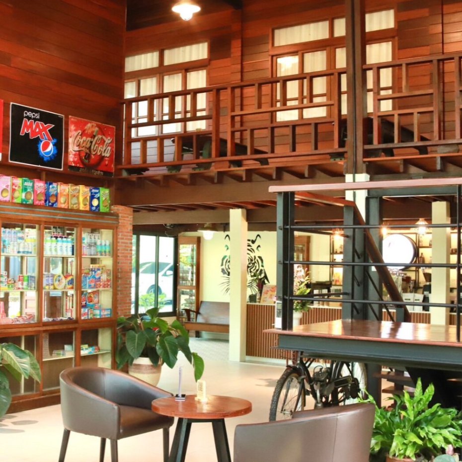 Punnipat Cafe & Restaurant : Pathum Thani