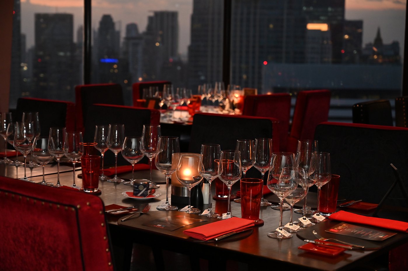 RIB ROOM & BAR Steakhouse : กรุงเทพมหานคร