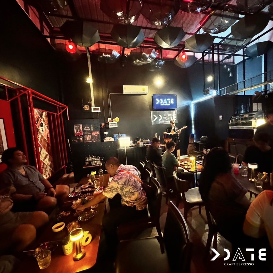 Blvck Craft Espresso AM/PM Bar นวลจันทร์ 36 : กรุงเทพมหานคร