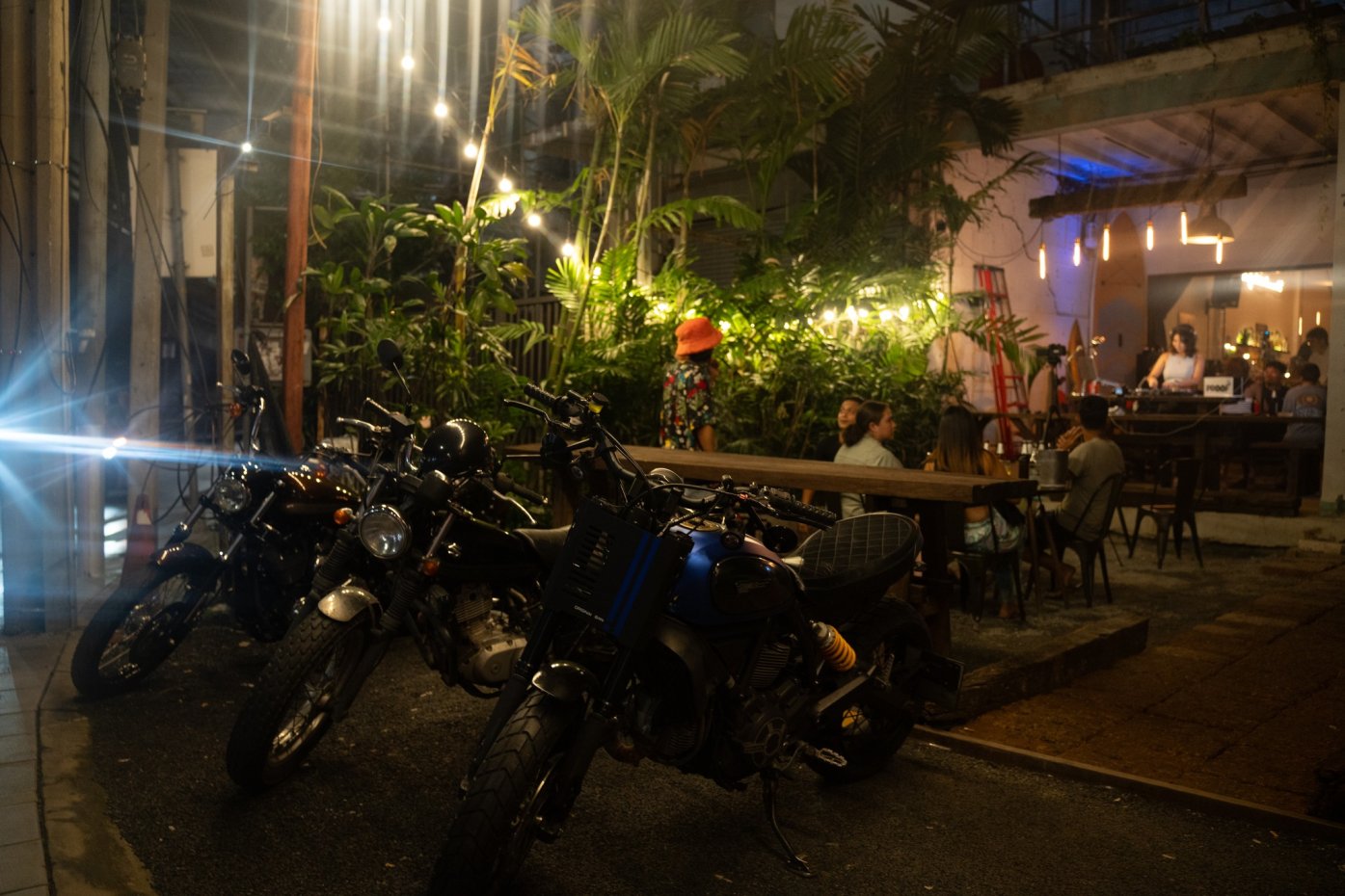 PROOF Bar and Rooftop : กรุงเทพมหานคร