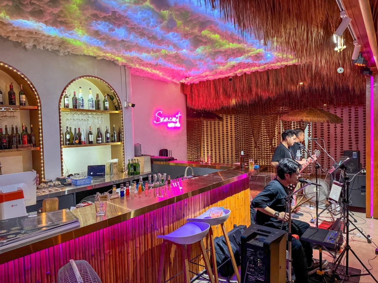 Seacret Music Bar Rayong : Rayong